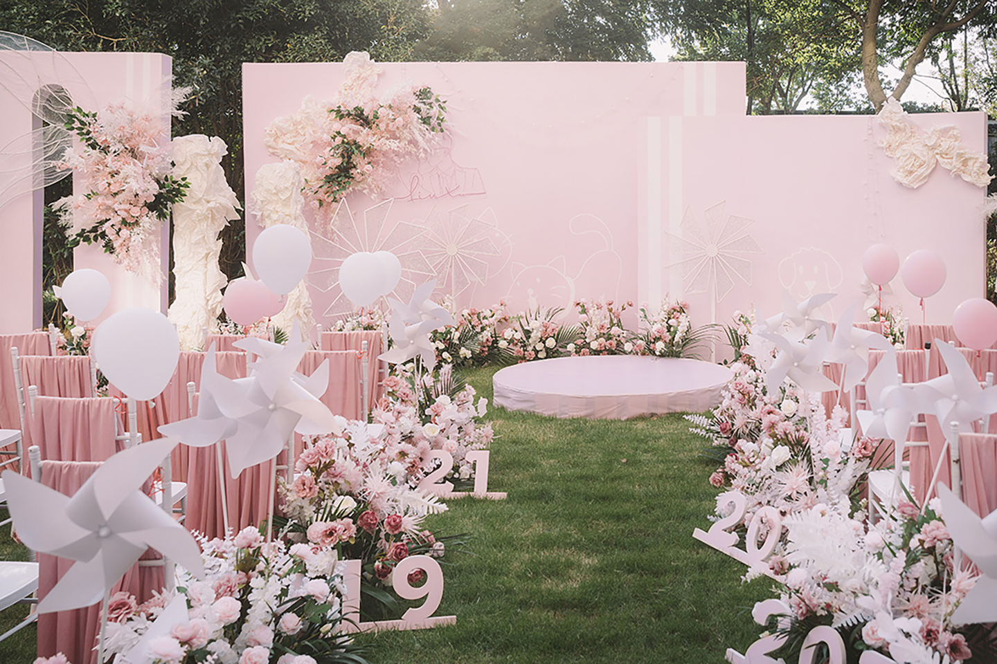 粉色風車主題婚禮